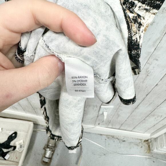 J. Jill Dress M Wearever Collection Stretch Knit Tank Neutral Colors Key Hole - Picture 3 of 5